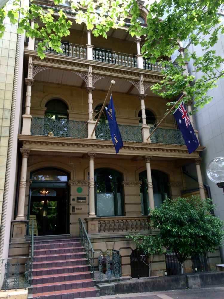 Front facade of History House on Macquarie Street